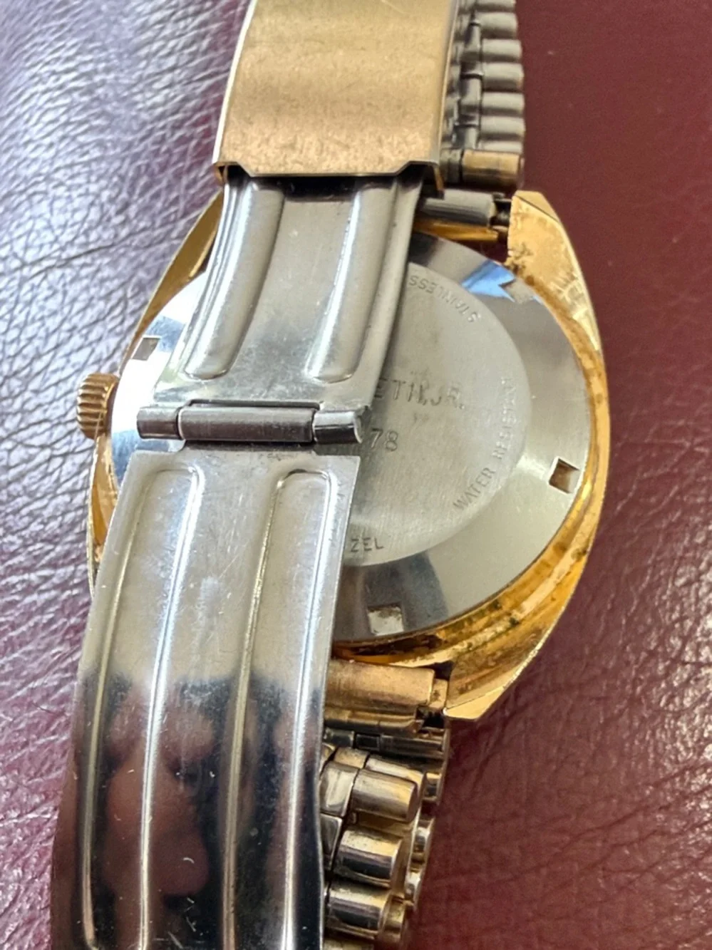 Bulova ETA Auto Gold-Tone Men's Day-Date 20 Year Greyhound Safe Driver.